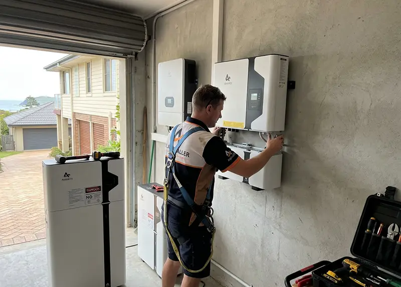 Installing-a-solar-battery Installing a solar battery